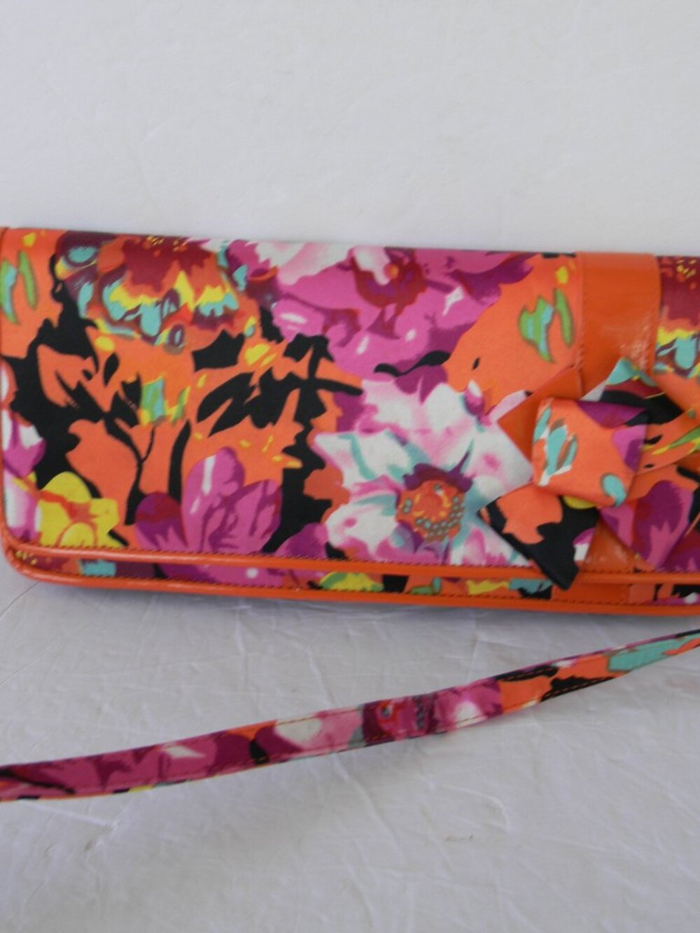 VINTAGE J.RENEE ORANGE FLORAL CLUTCH SHOULDER BAG NYLON/LEATHER TRIM